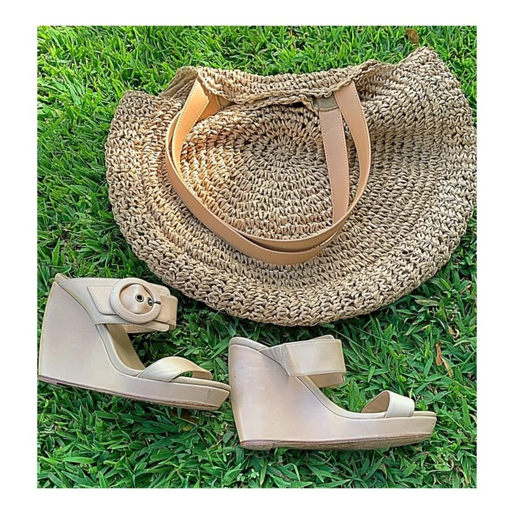DaniBlack Sandals neutral nude wedge leather sandals Size 7